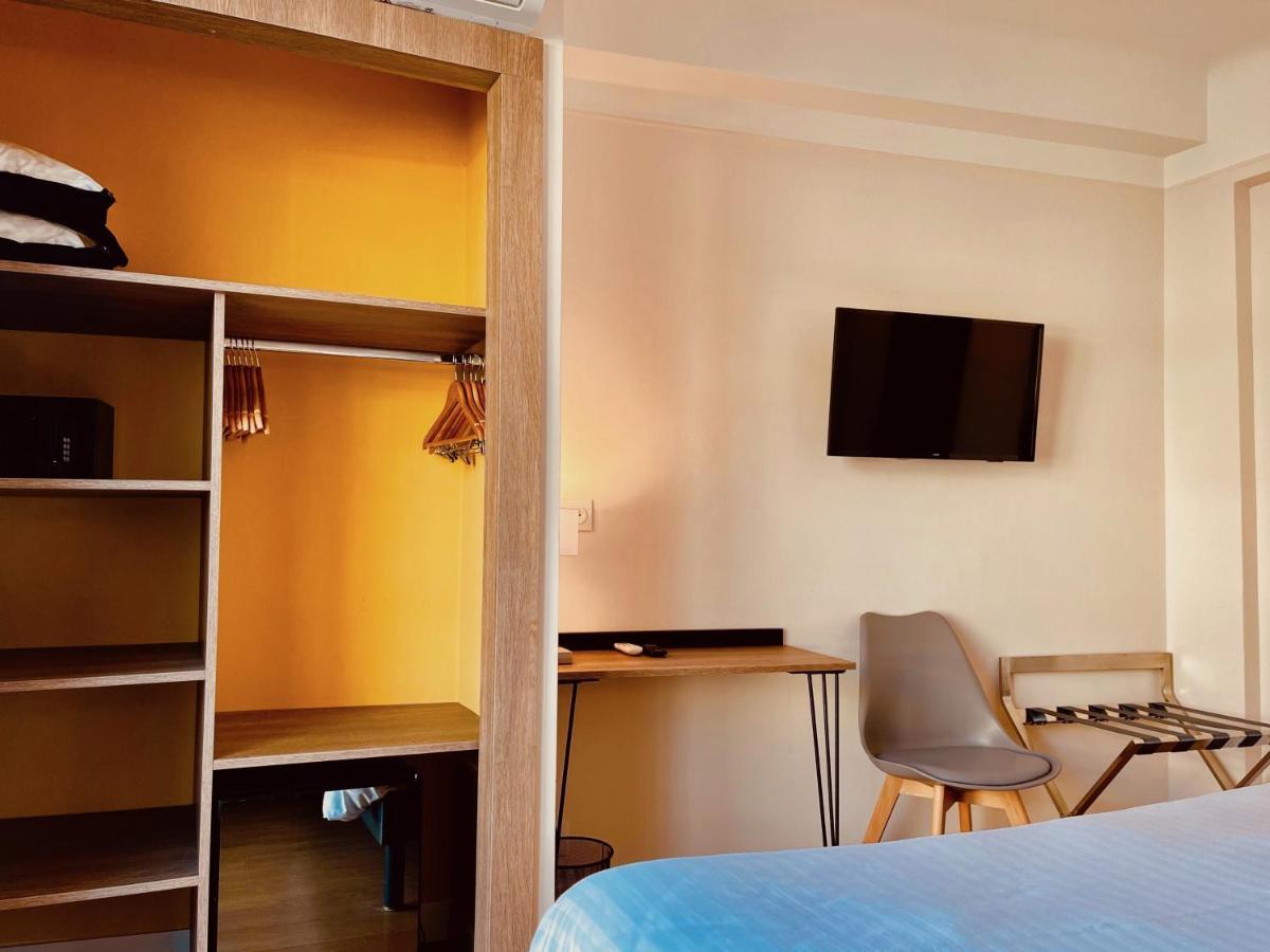 Courbet Hotel 3*